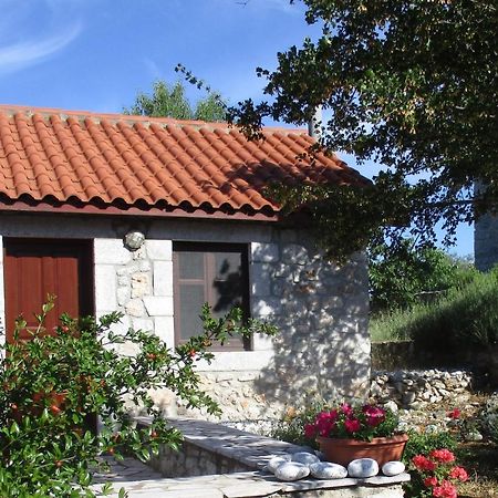 Villa Arcadian Stone House in a quiet landscape, Leonidion Poúlithra Exterior foto